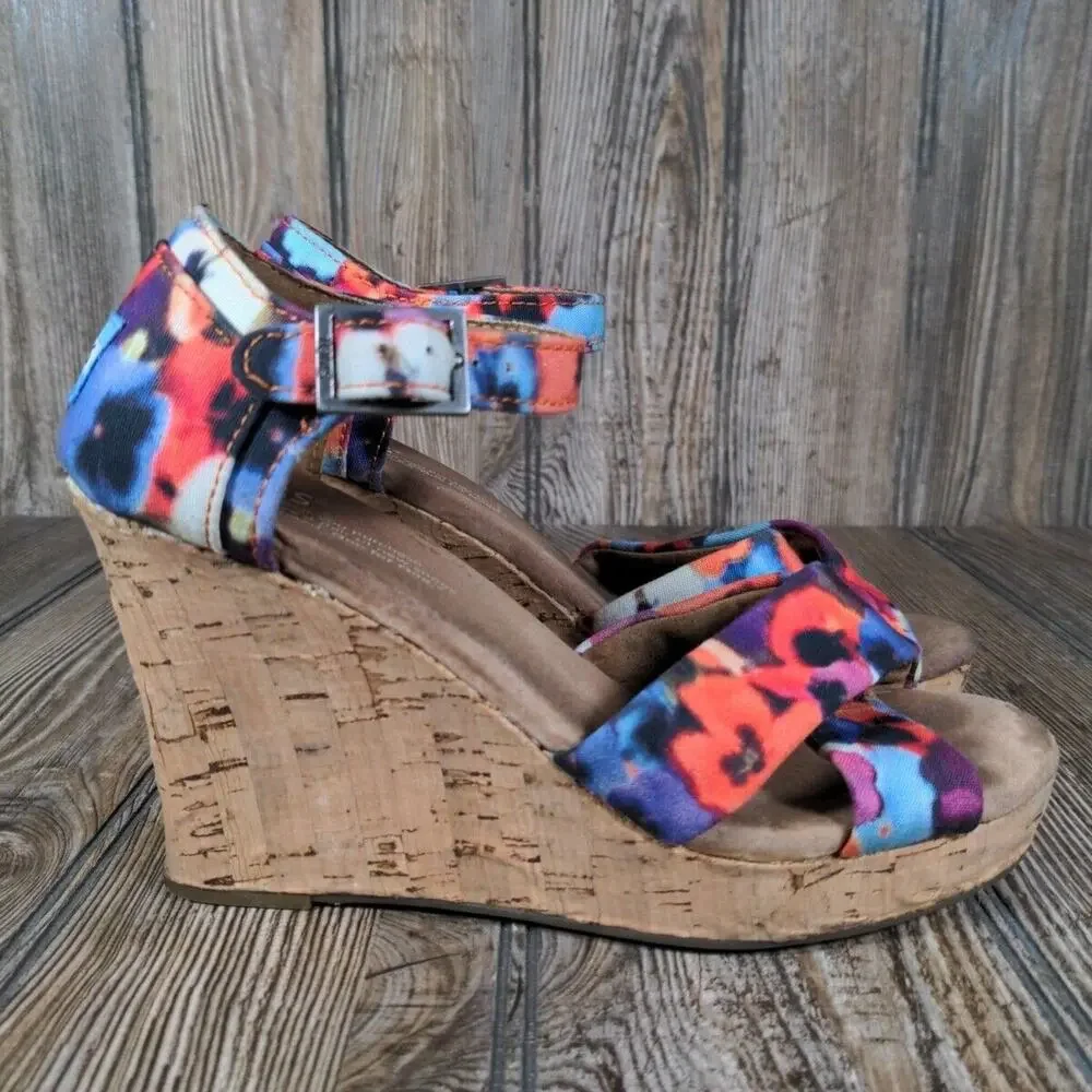 Toms Wedge Sandals Floral Hawaiian Platform Ankle Strap Peep Toe Shoes‎ Size 6